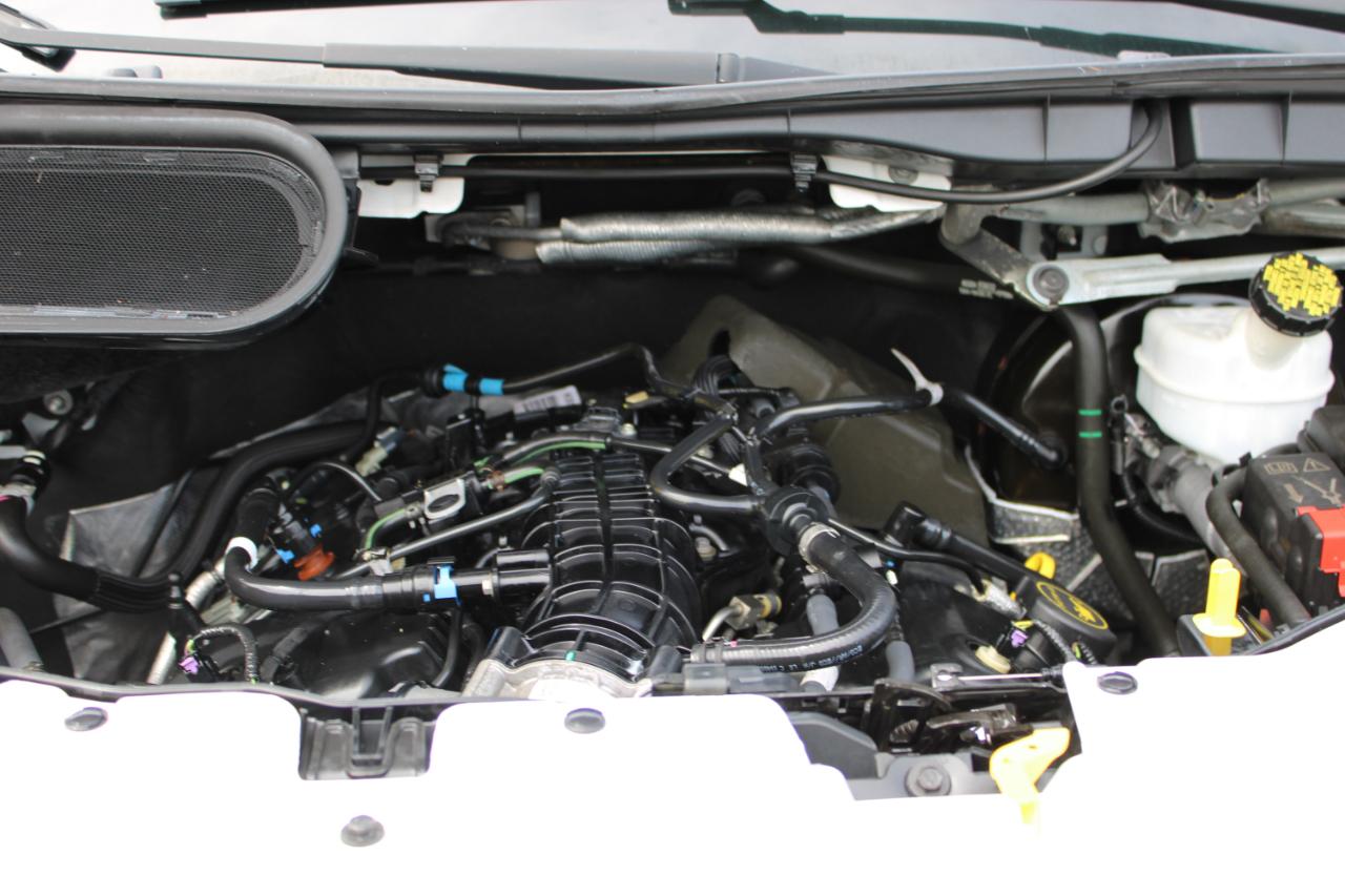 Ford Transit 250 Van Low Roof w/Sliding Pass. 130-in. WB 2019