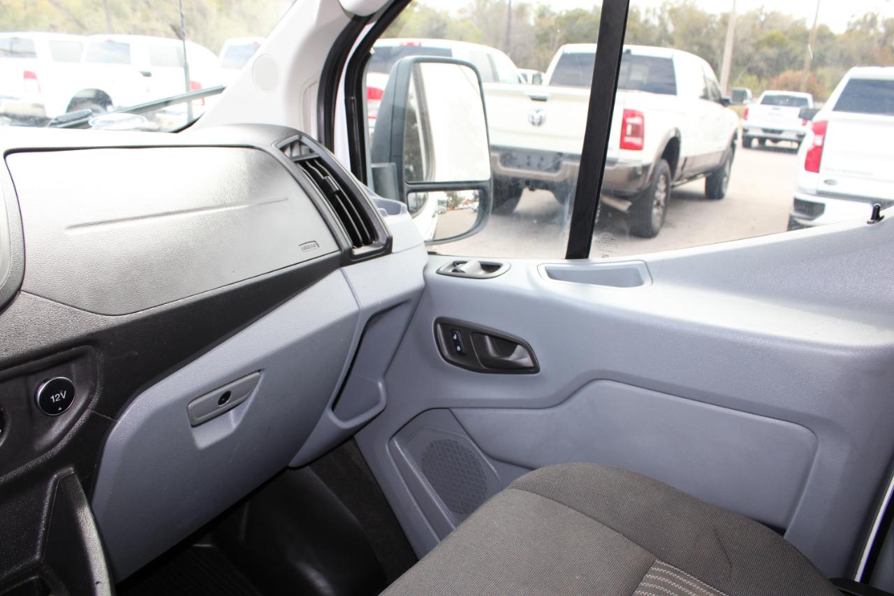 Ford Transit 250 Van Low Roof w/Sliding Pass. 130-in. WB 2019