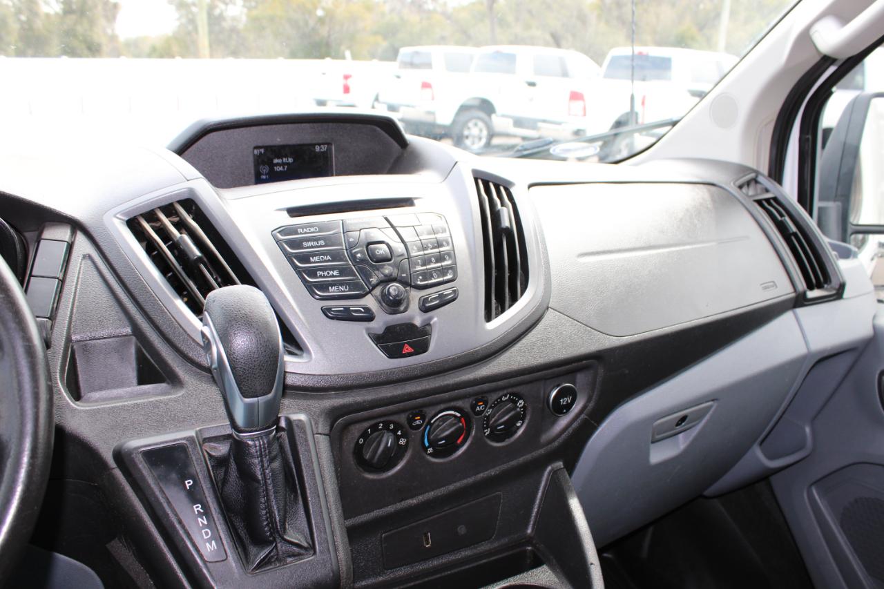 Ford Transit 250 Van Low Roof w/Sliding Pass. 130-in. WB 2019