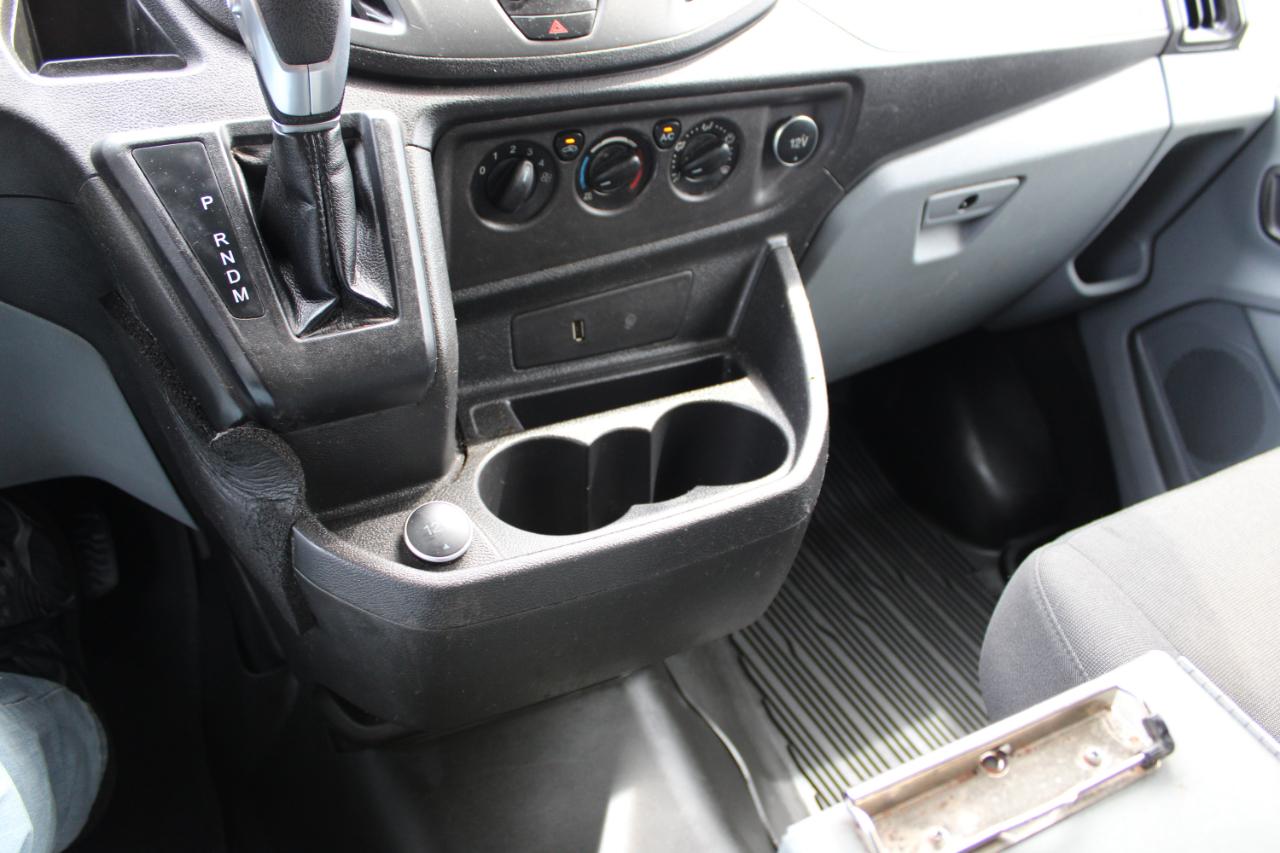 Ford Transit 250 Van Low Roof w/Sliding Pass. 130-in. WB 2019