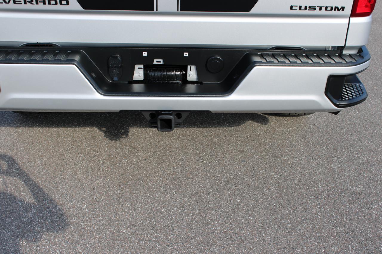 Chevrolet Silverado 1500 Custom Crew Cab Short Box 2WD 2021