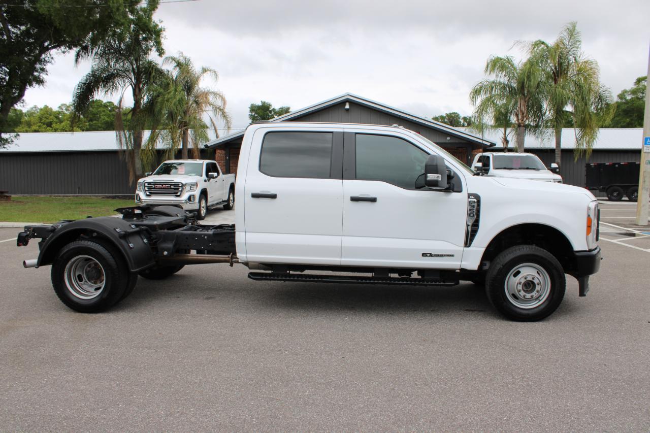 Ford F-350 SD  2023