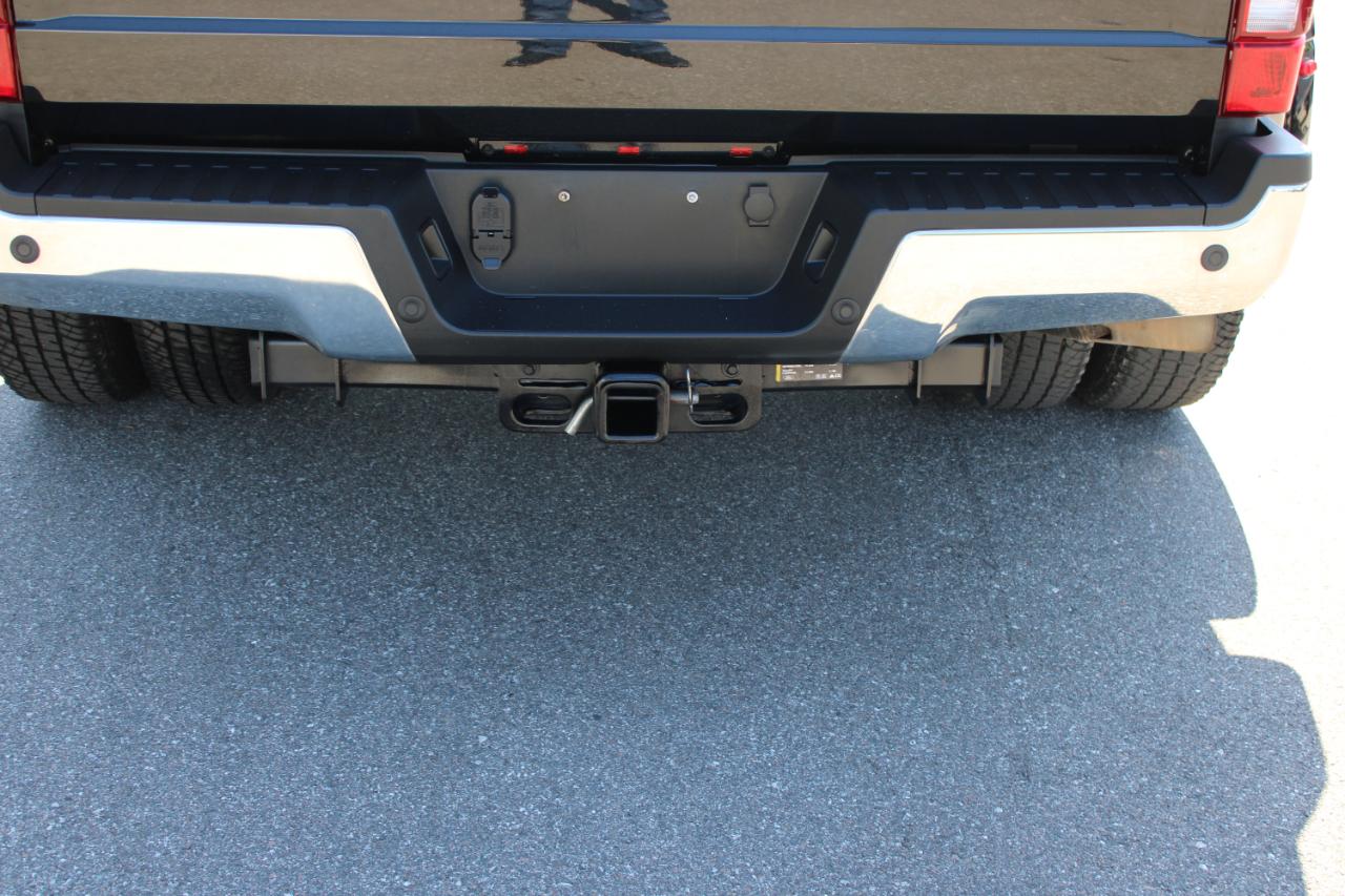 Ford F-350 SD Lariat Crew Cab Long Bed DRW 4WD 2022