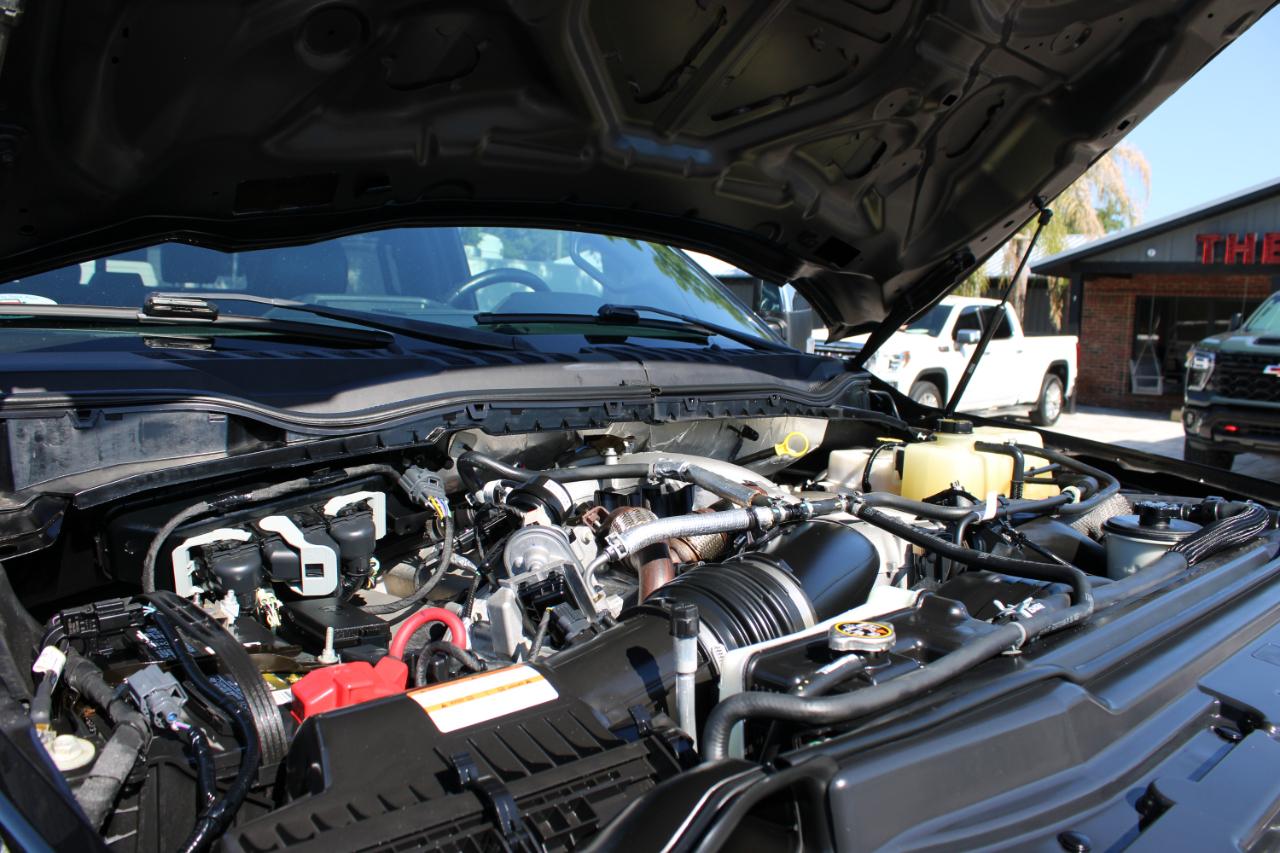 Ford F-350 SD Lariat Crew Cab Long Bed DRW 4WD 2022