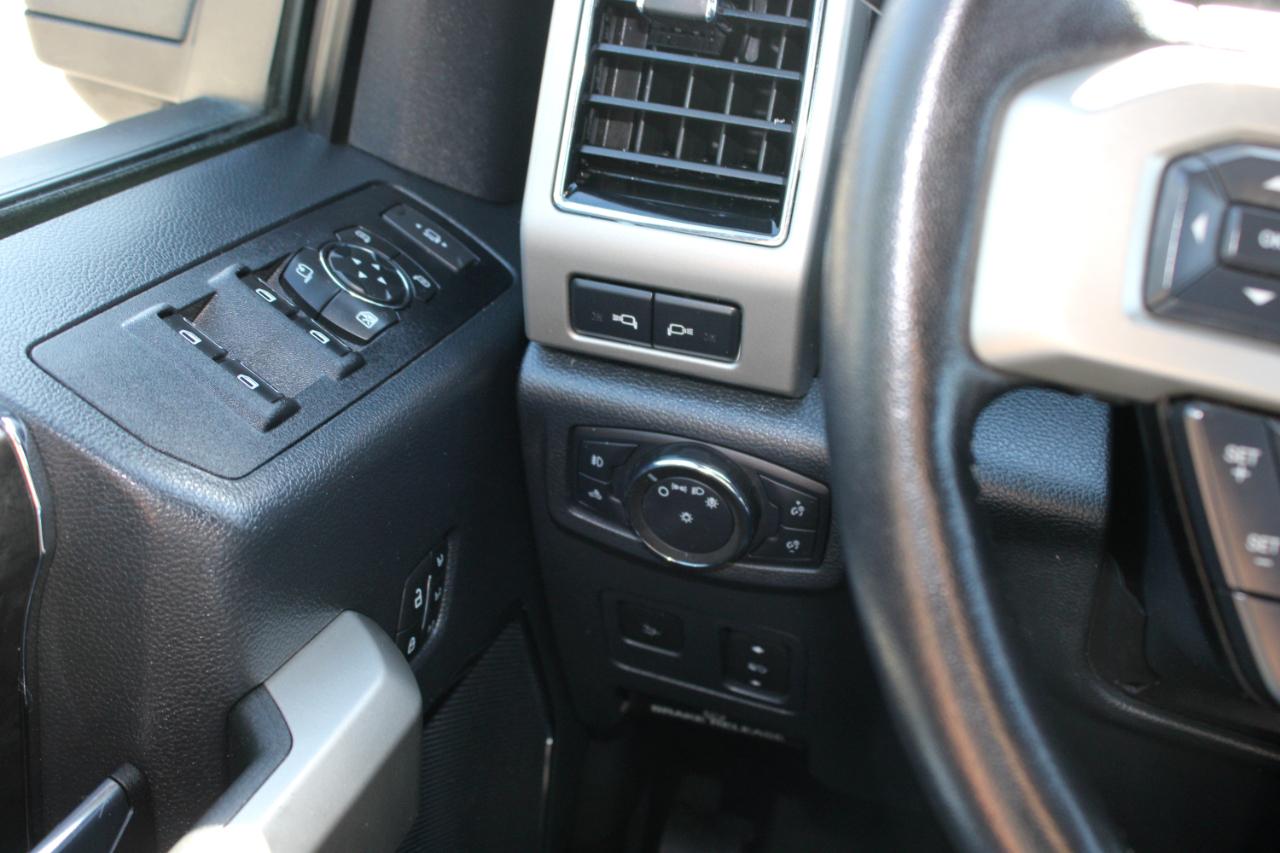 Ford F-350 SD Lariat Crew Cab Long Bed DRW 4WD 2022