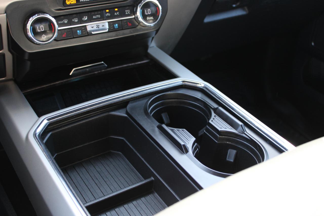 Ford F-350 SD Lariat Crew Cab Long Bed DRW 4WD 2022