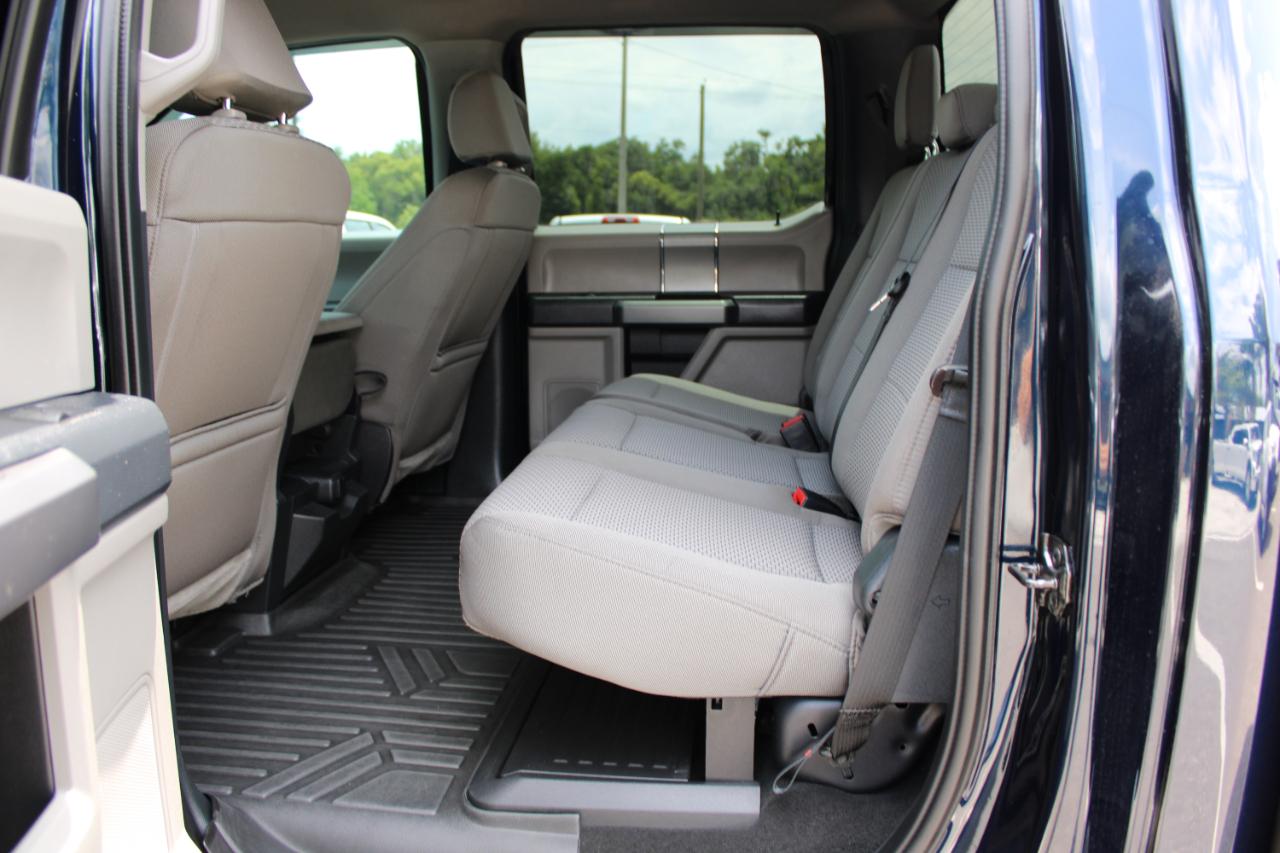 Ford F-250 Crew Cab 4dr 152.2" WB 4WD 2022