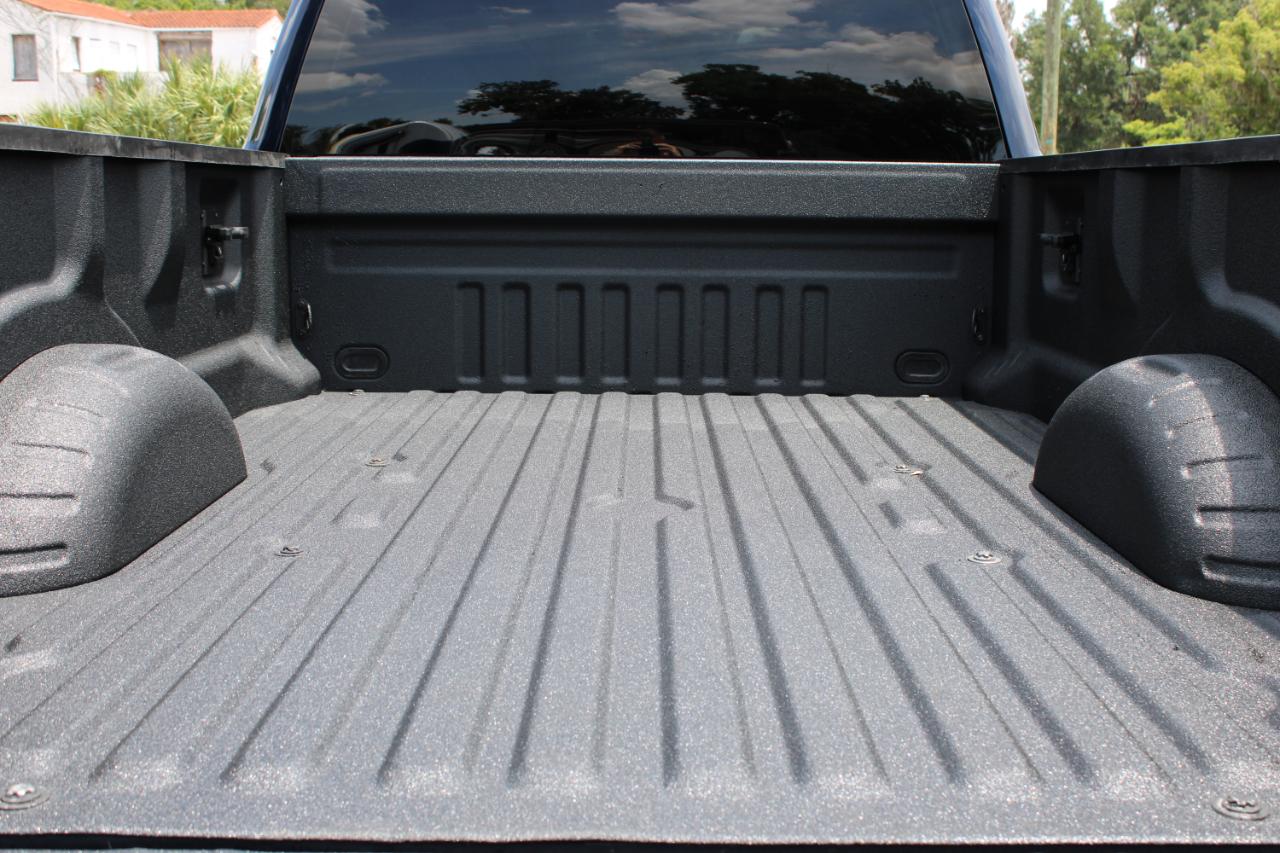 Ford F-250 Crew Cab 4dr 152.2" WB 4WD 2022
