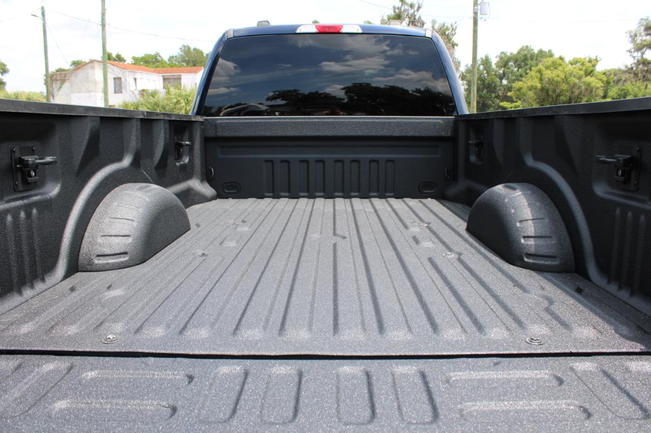 Ford F-250 Crew Cab 4dr 152.2" WB 4WD 2022