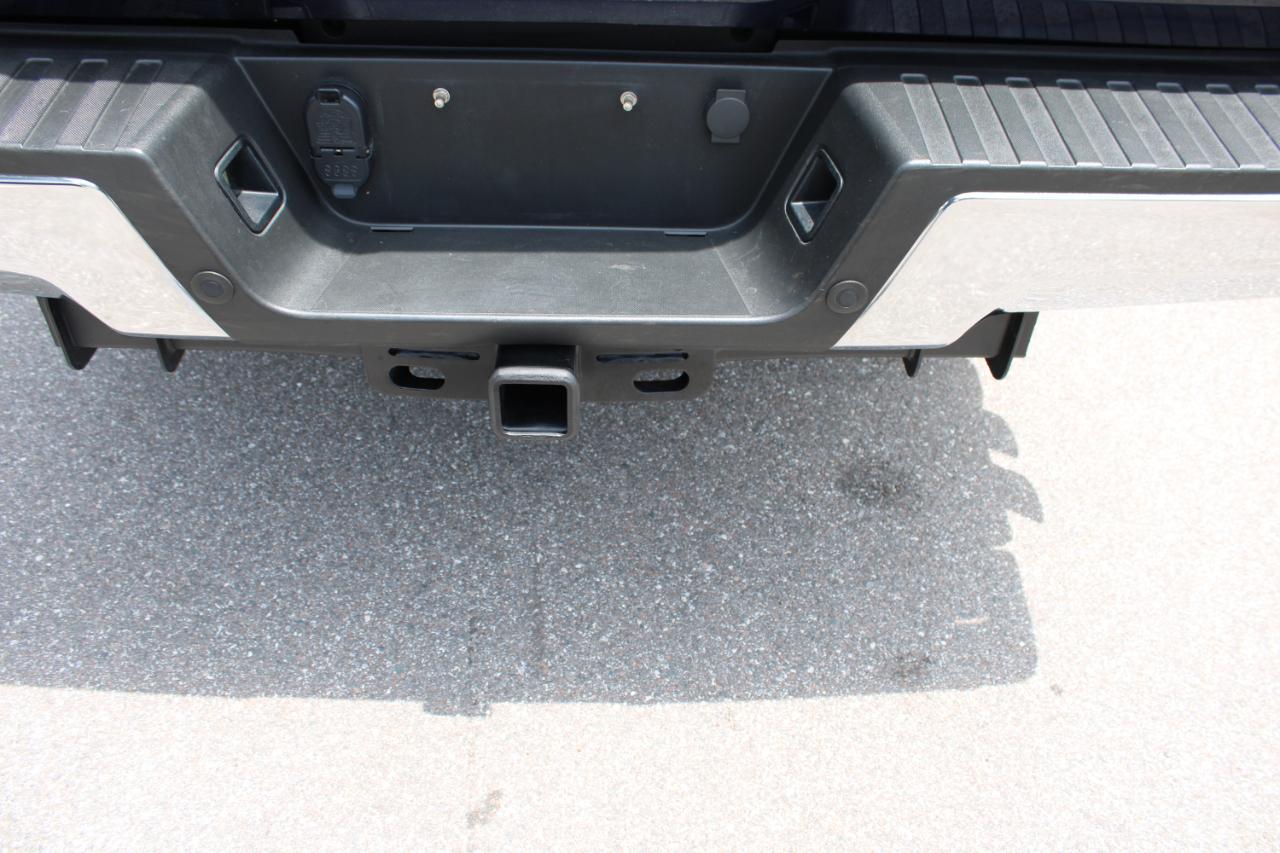 Ford F-250 Crew Cab 4dr 152.2" WB 4WD 2022
