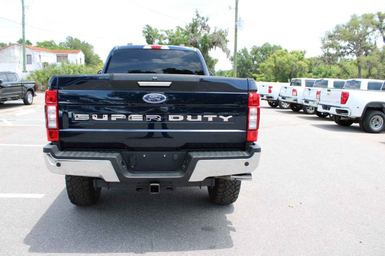 Ford F-250 Crew Cab 4dr 152.2" WB 4WD 2022