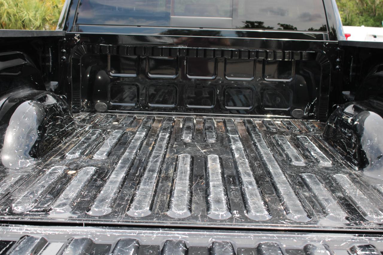 RAM 3500 Laramie Crew Cab SWB 4WD 2023