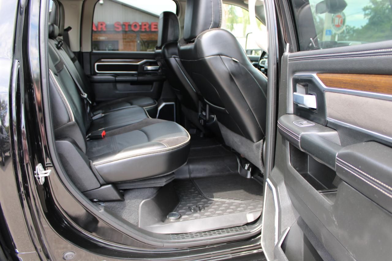 RAM 3500 Laramie Crew Cab SWB 4WD 2023