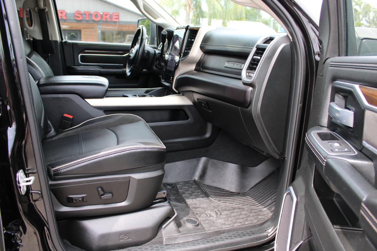 RAM 3500 Laramie Crew Cab SWB 4WD 2023