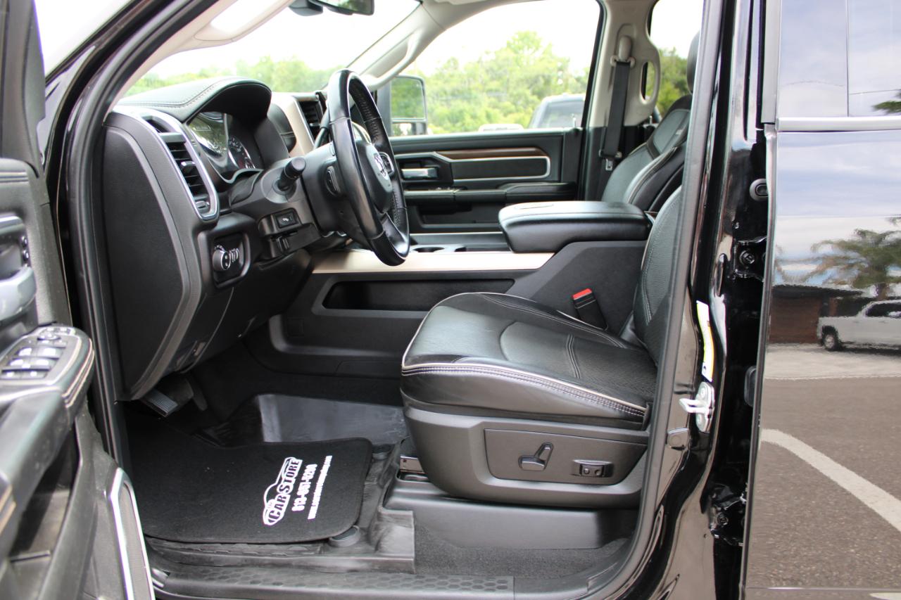 RAM 3500 Laramie Crew Cab SWB 4WD 2023