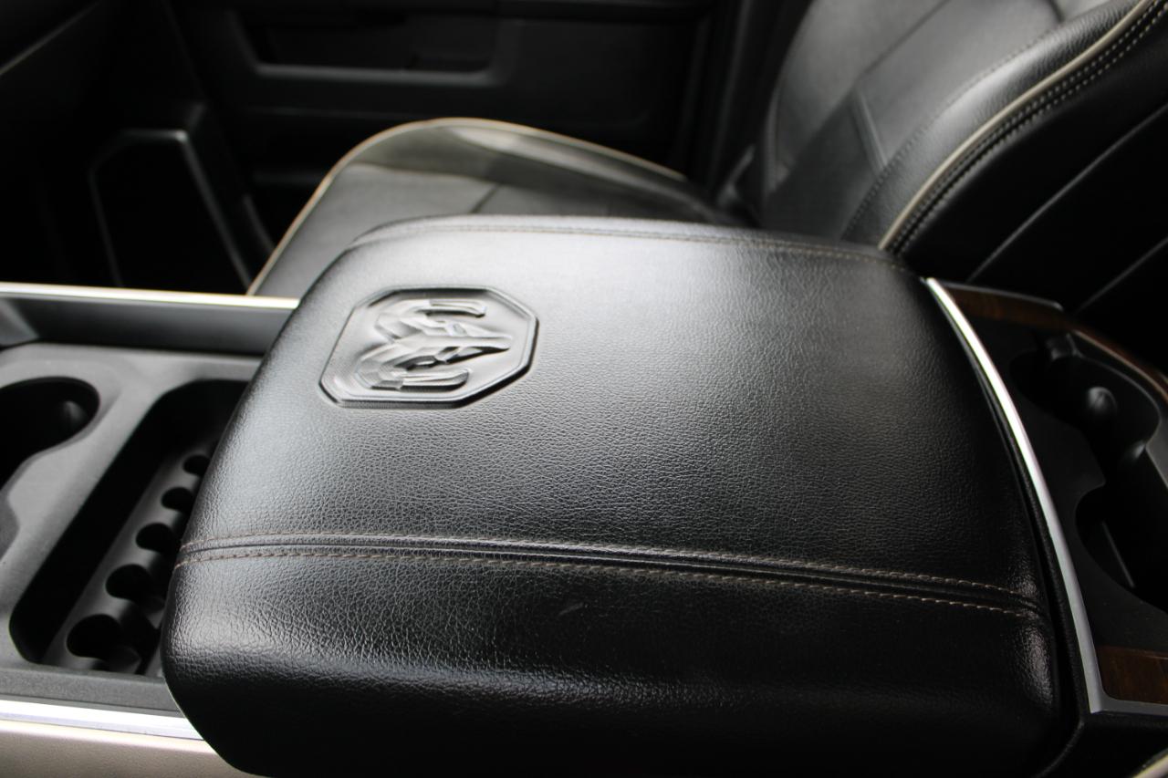 RAM 3500 Laramie Crew Cab SWB 4WD 2023
