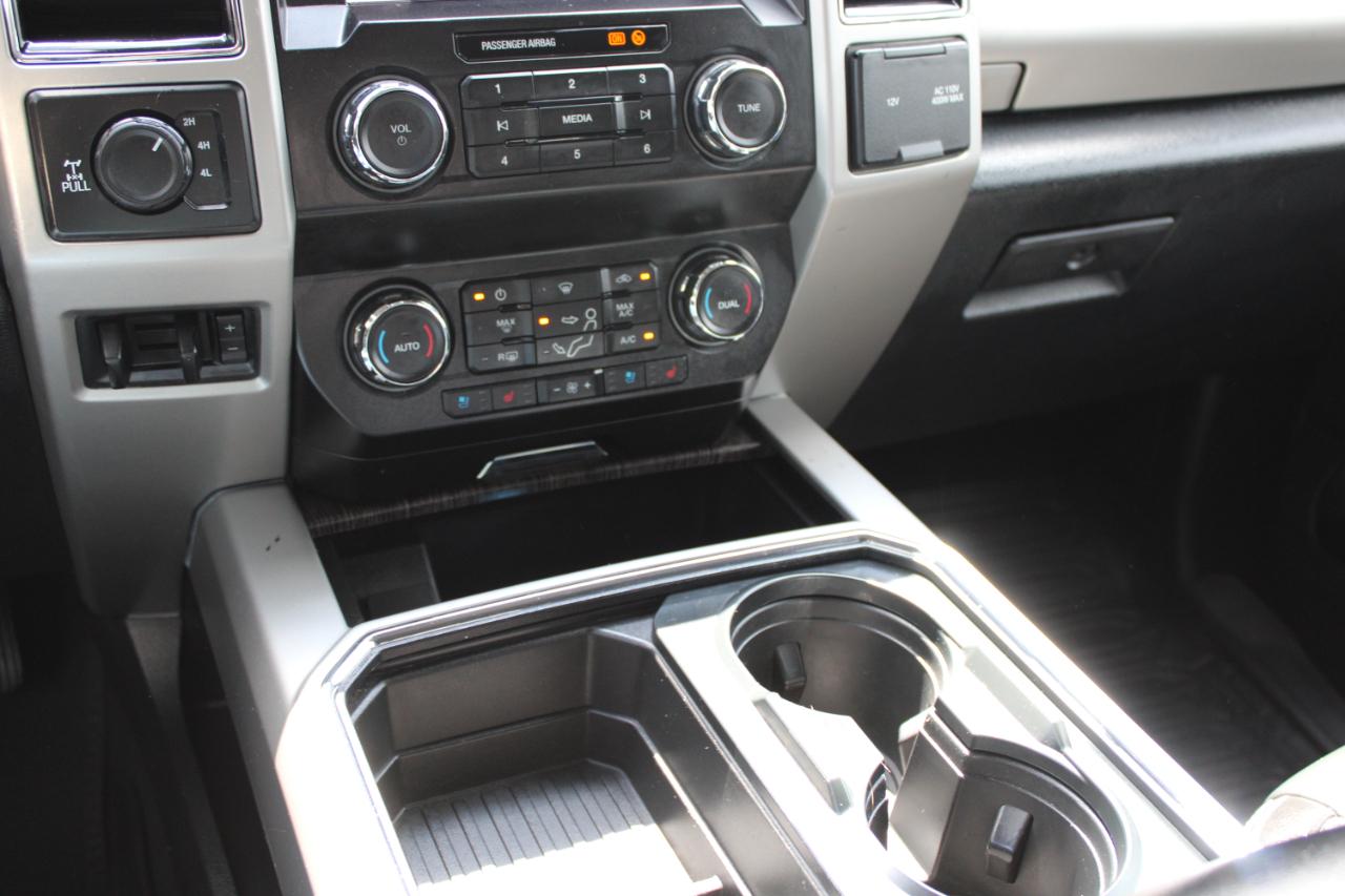 Ford F-250 SD Lariat Crew Cab 4WD 2020
