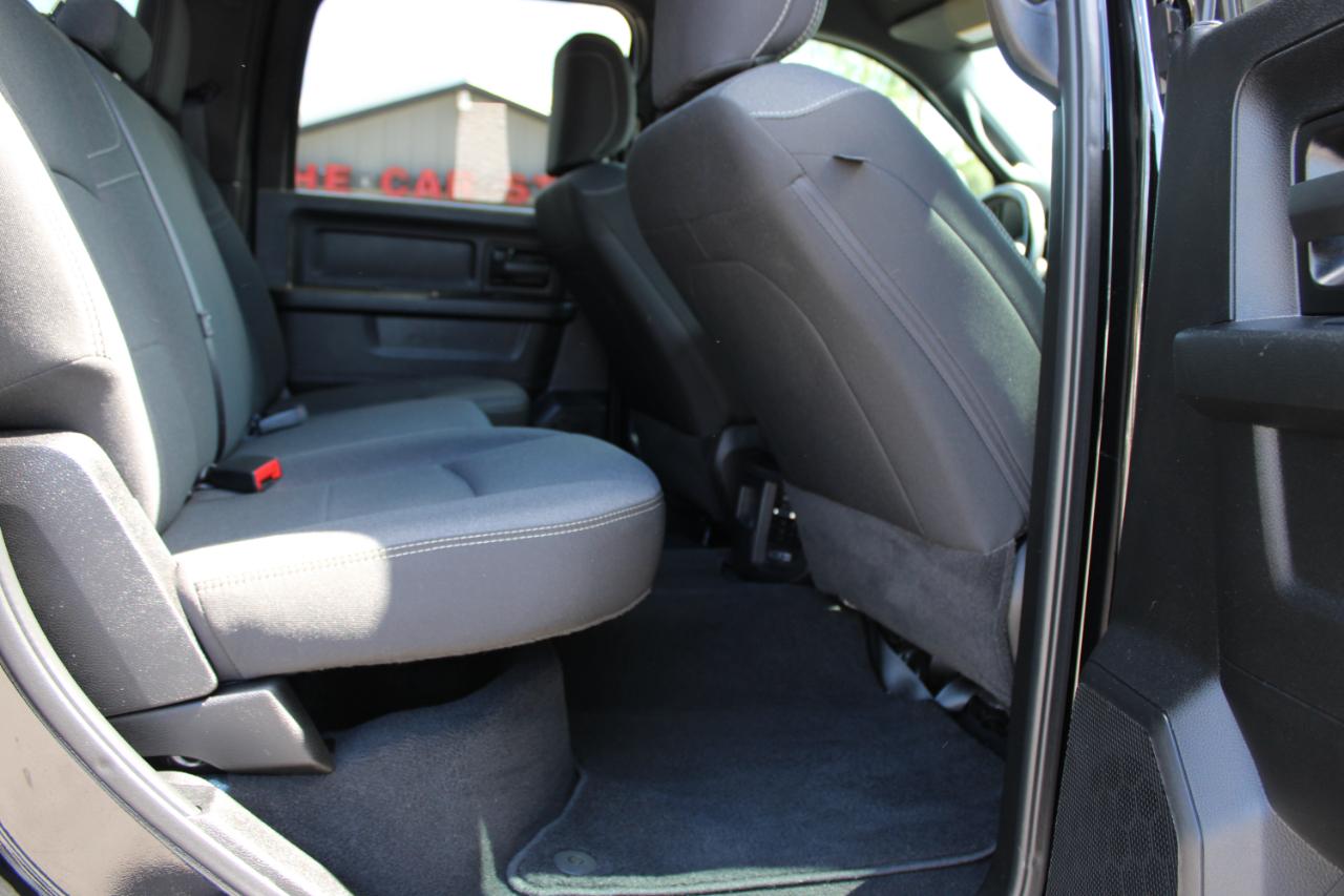 RAM 3500 Tradesman Crew Cab 4WD 2024