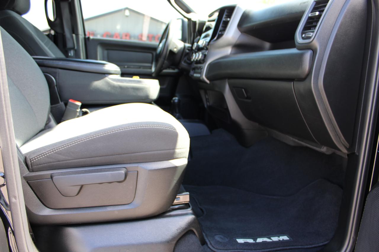 RAM 3500 Tradesman Crew Cab 4WD 2024
