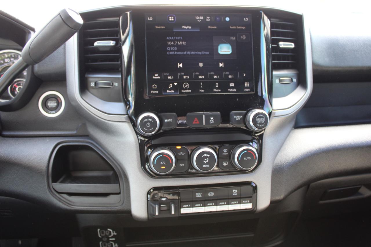 RAM 3500 Tradesman Crew Cab 4WD 2024