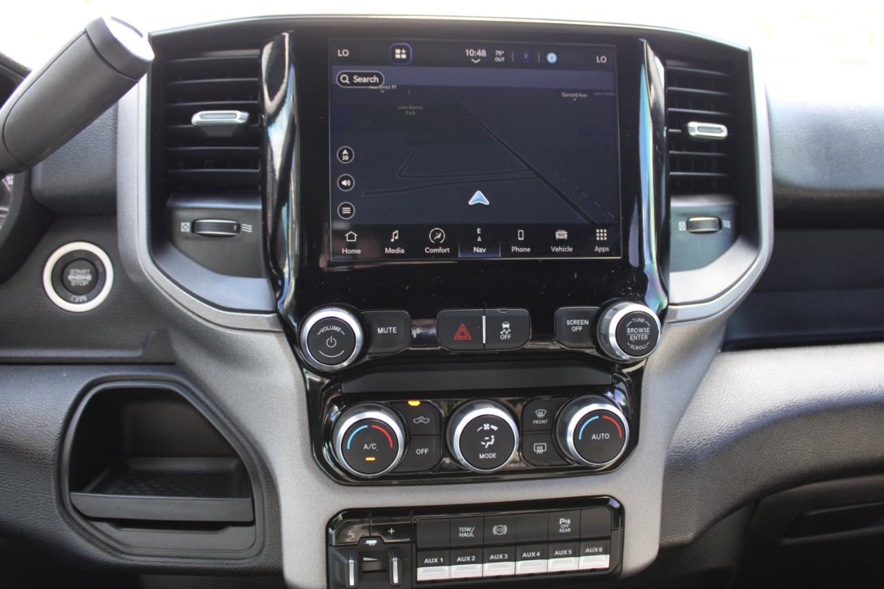 RAM 3500 Tradesman Crew Cab 4WD 2024