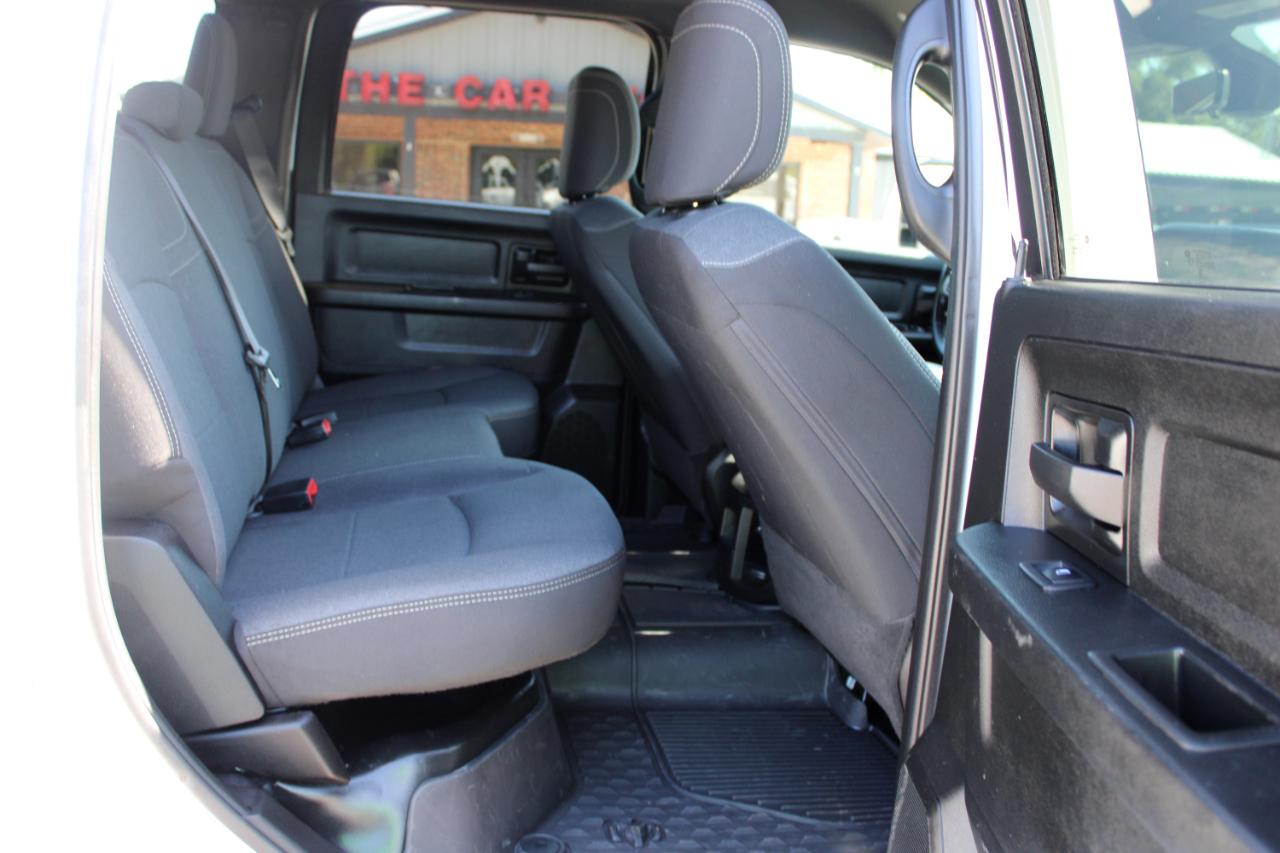 RAM 3500 Crew Cab 4WD DRW 2024