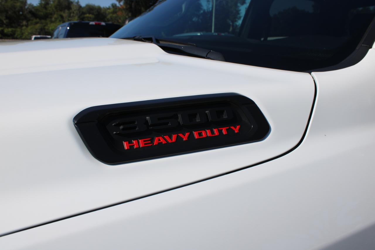 RAM 3500 Crew Cab 4WD DRW 2024