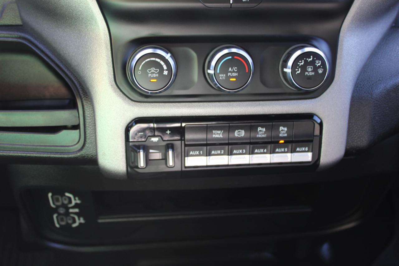 RAM 3500 Crew Cab 4WD DRW 2024