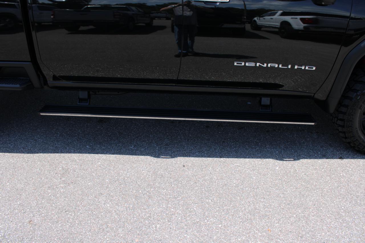 GMC Sierra 2500HD Denali Crew Cab 4WD 2021