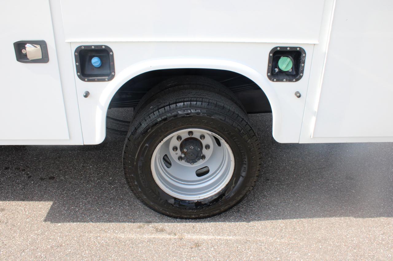 Ford F-350 SD XL Crew Cab DRW 4WD 2022