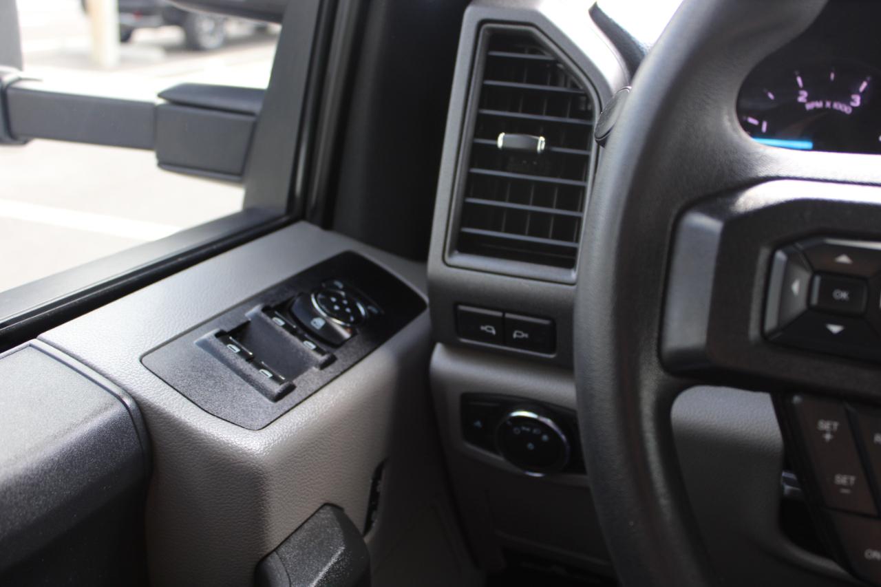 Ford F-350 SD XL Crew Cab DRW 4WD 2022