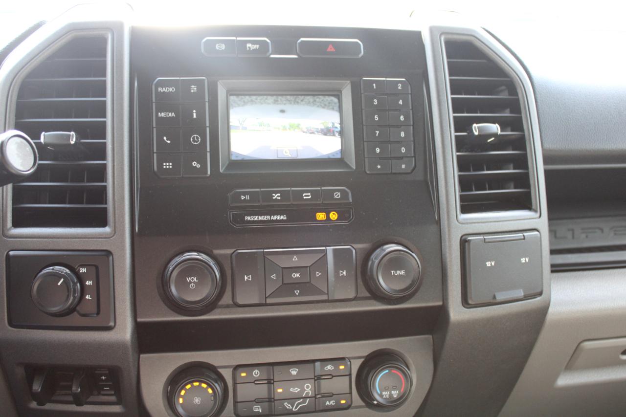 Ford F-350 SD XL Crew Cab DRW 4WD 2022