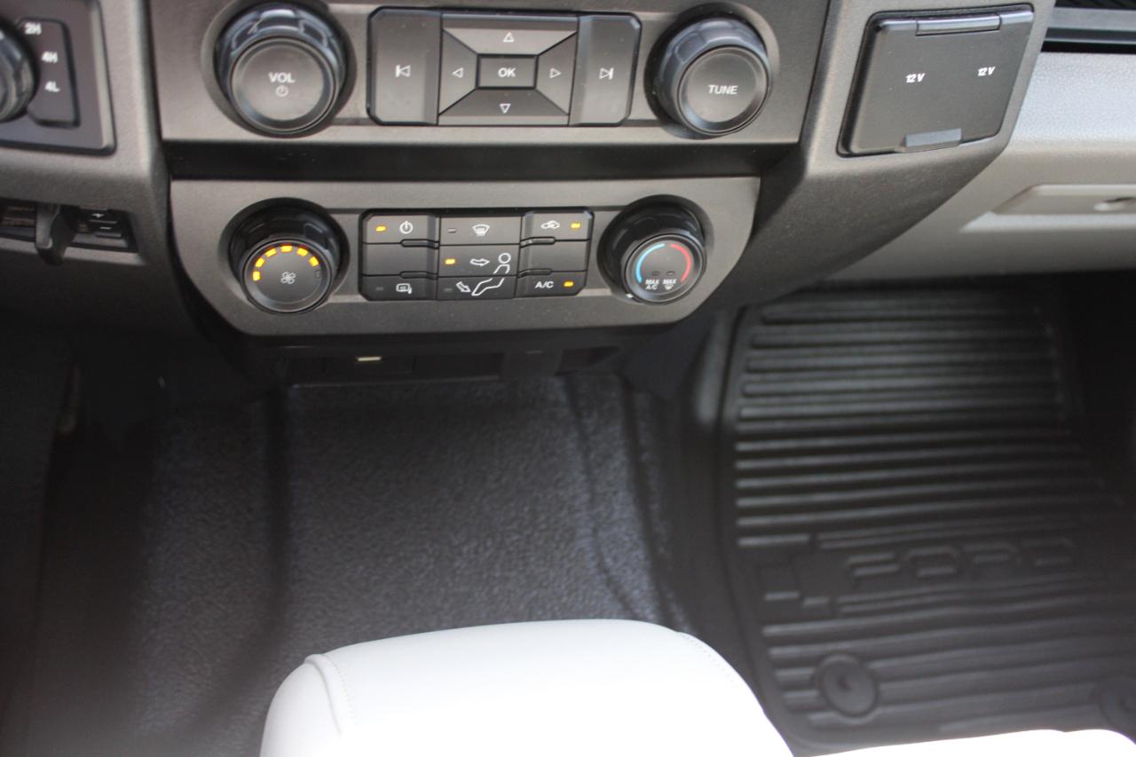 Ford F-350 SD XL Crew Cab DRW 4WD 2022