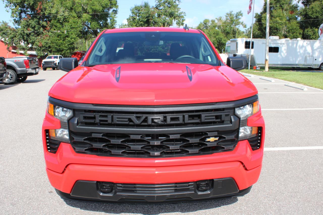 Chevrolet Silverado 1500 Custom Crew Cab 2WD 2024