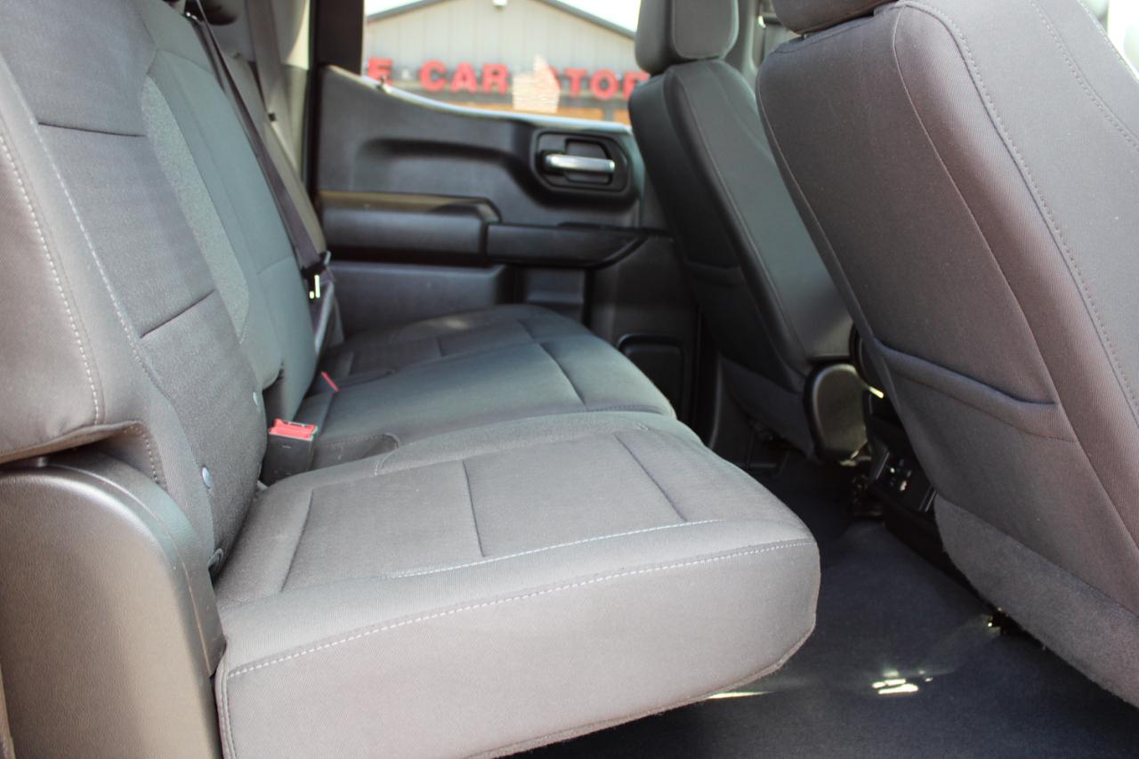 Chevrolet Silverado 1500 Custom Crew Cab 2WD 2024