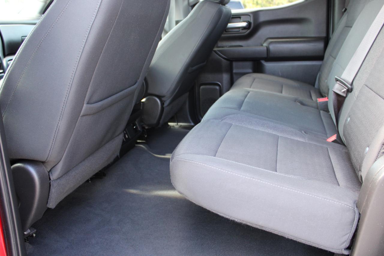 Chevrolet Silverado 1500 Custom Crew Cab 2WD 2024