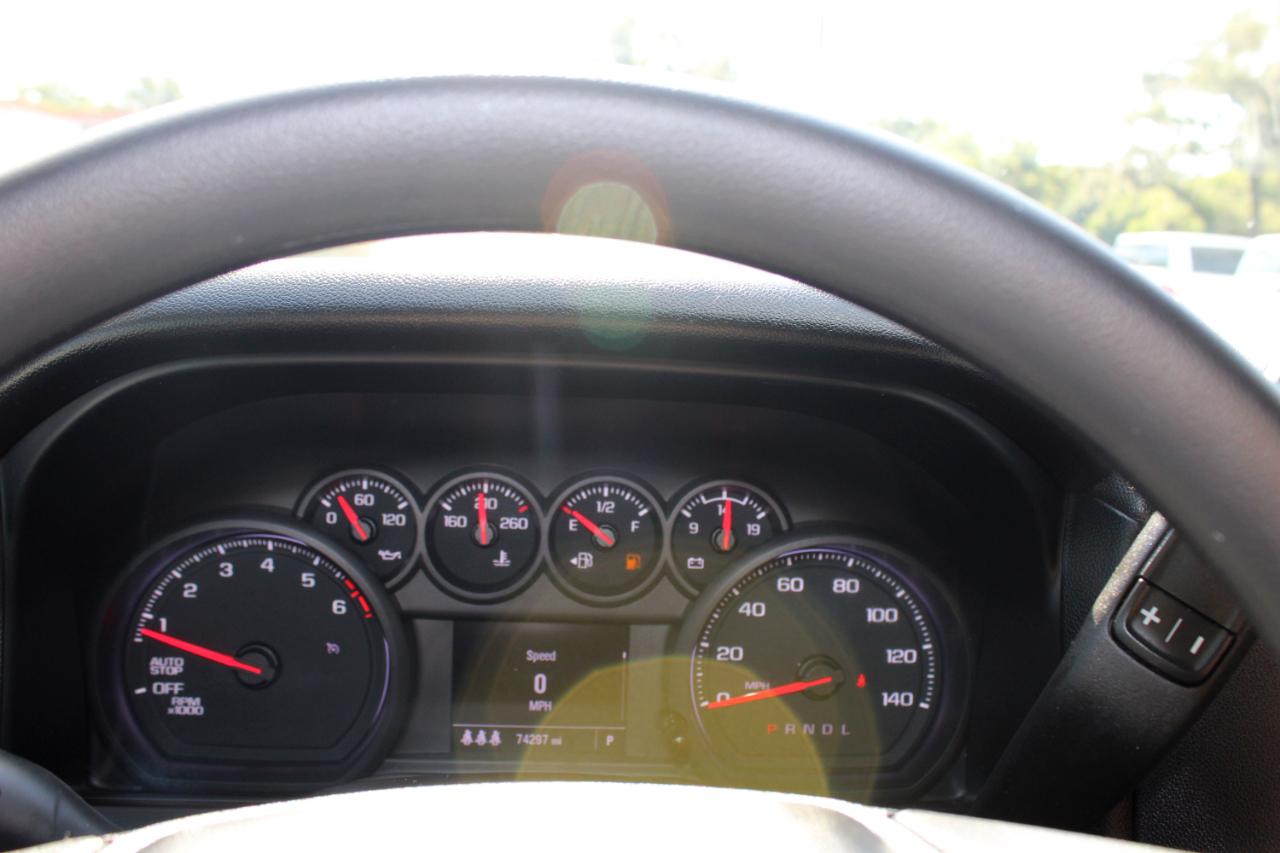 Chevrolet Silverado 1500 Custom Crew Cab 2WD 2024