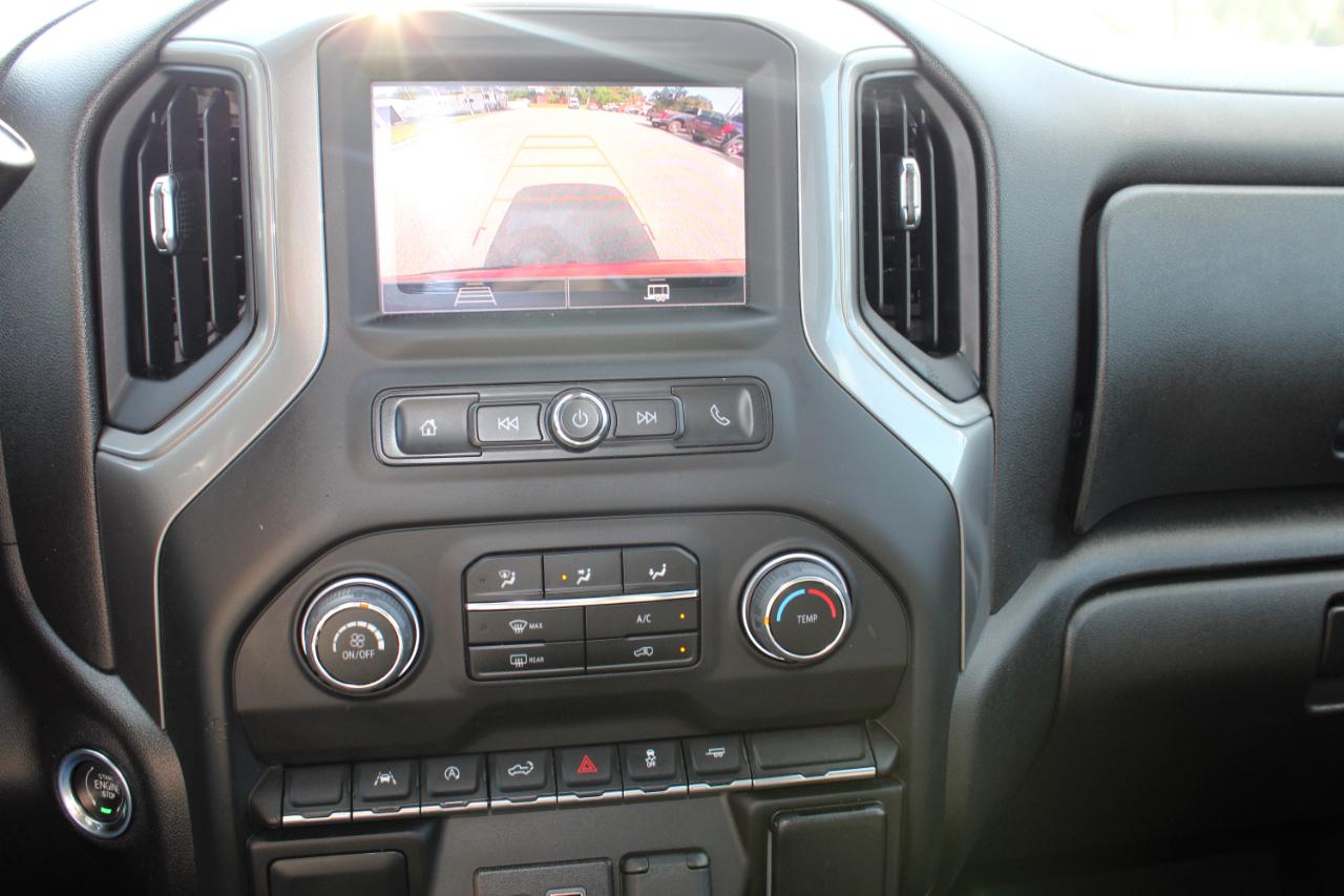 Chevrolet Silverado 1500 Custom Crew Cab 2WD 2024