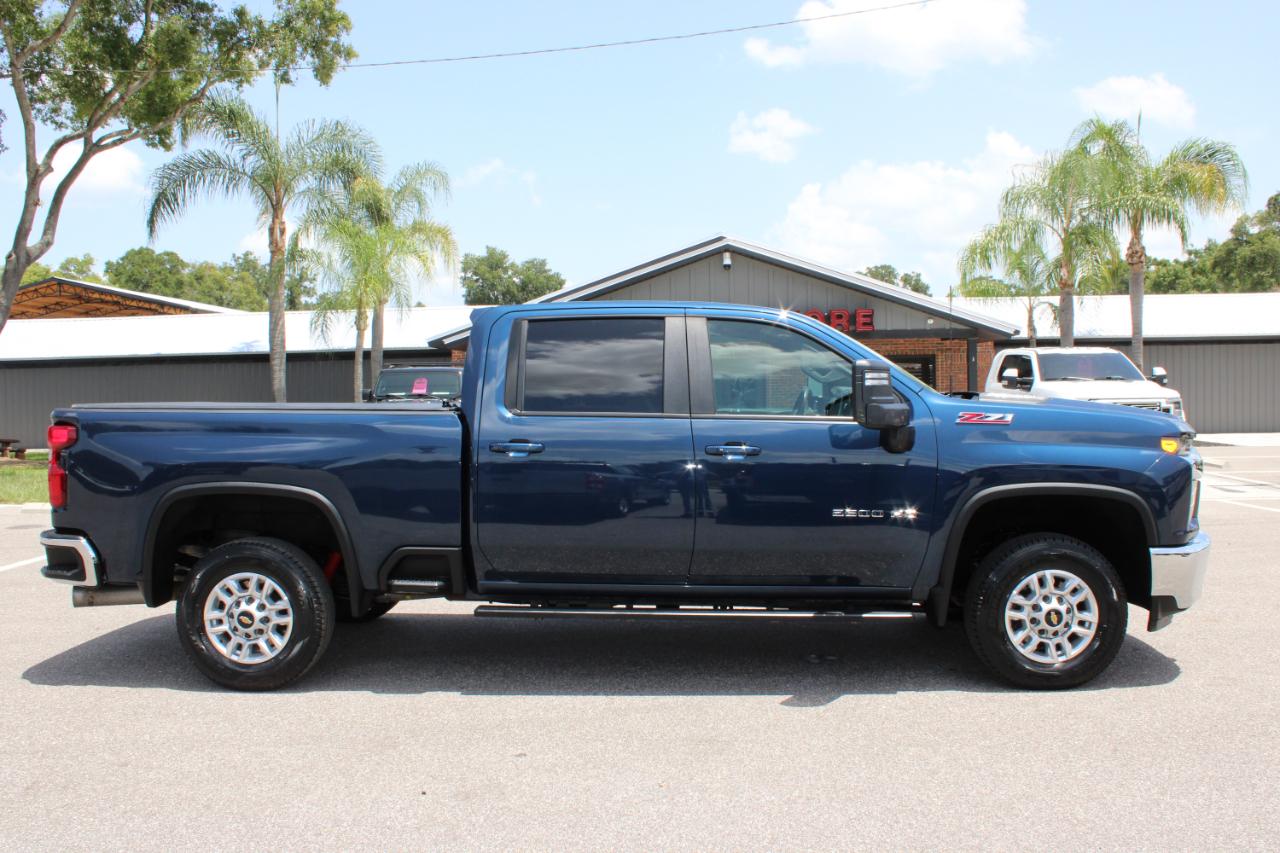 Chevrolet Silverado 2500HD LT Crew Cab Short Box 4WD 2021
