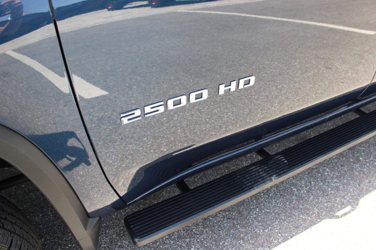 Chevrolet Silverado 2500HD LT Crew Cab Short Box 4WD 2021