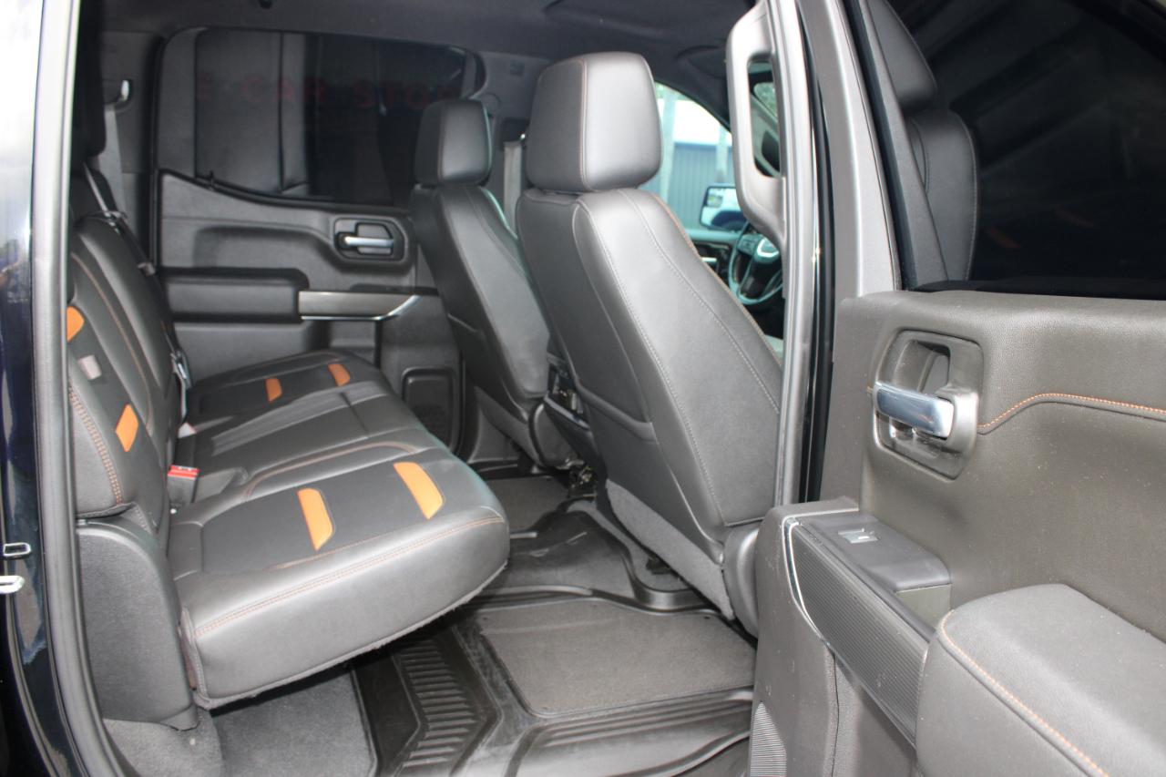 GMC Sierra 1500 AT4 Crew Cab Short Box 4WD 2021