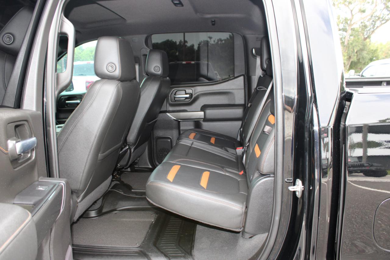GMC Sierra 1500 AT4 Crew Cab Short Box 4WD 2021