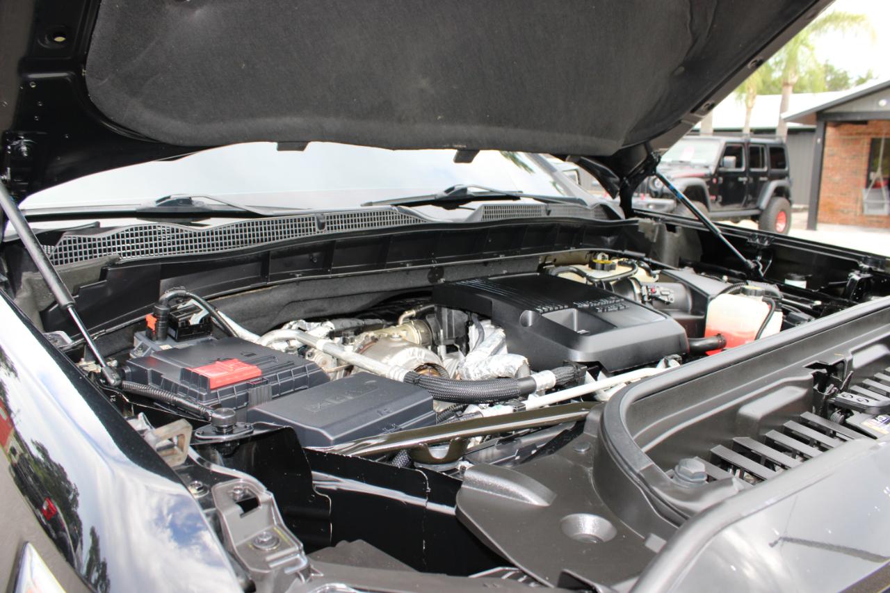 GMC Sierra 1500 AT4 Crew Cab Short Box 4WD 2021