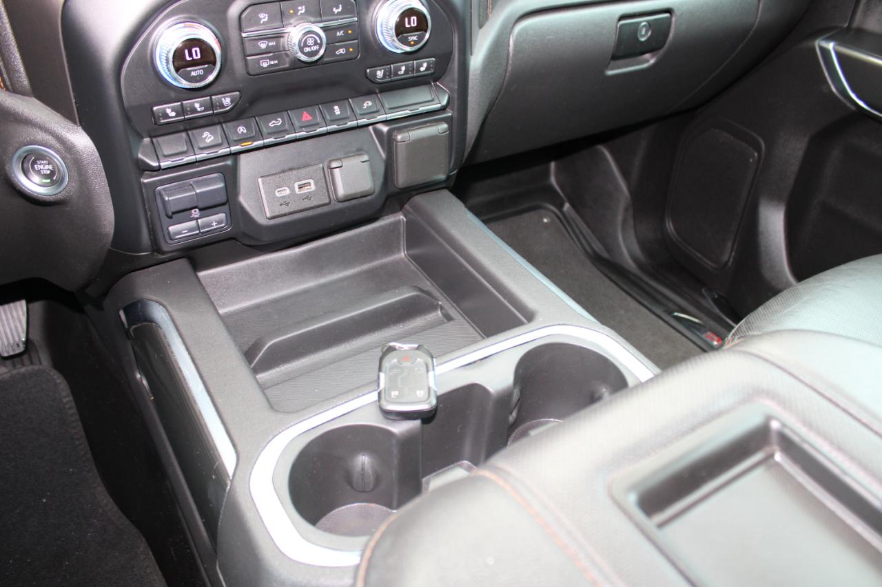 GMC Sierra 1500 AT4 Crew Cab Short Box 4WD 2021