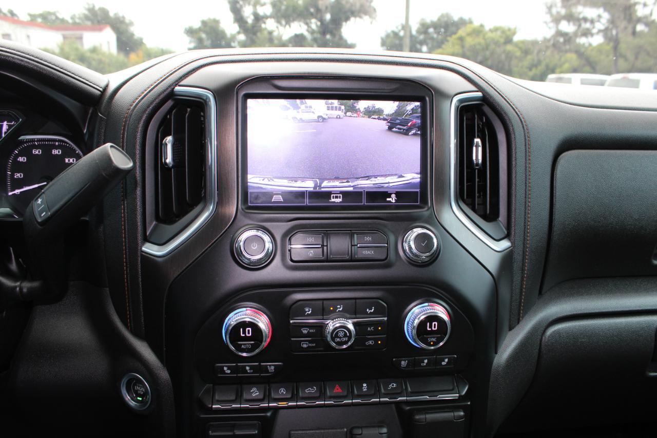 GMC Sierra 1500 AT4 Crew Cab Short Box 4WD 2021
