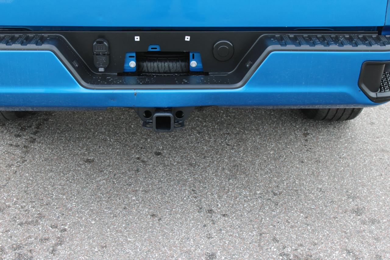 Chevrolet Silverado 1500 Custom Crew Cab 2WD 2023