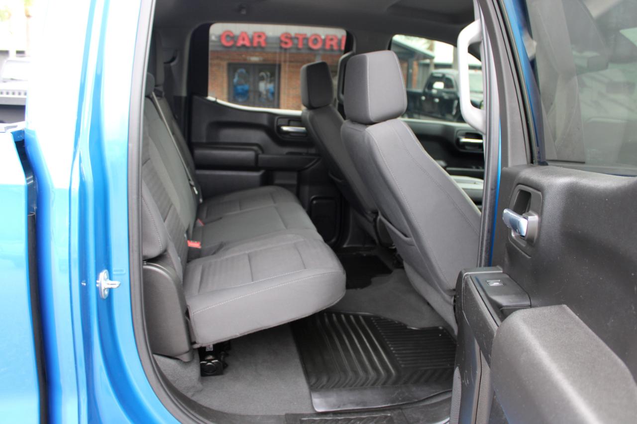 Chevrolet Silverado 1500 Custom Crew Cab 2WD 2023