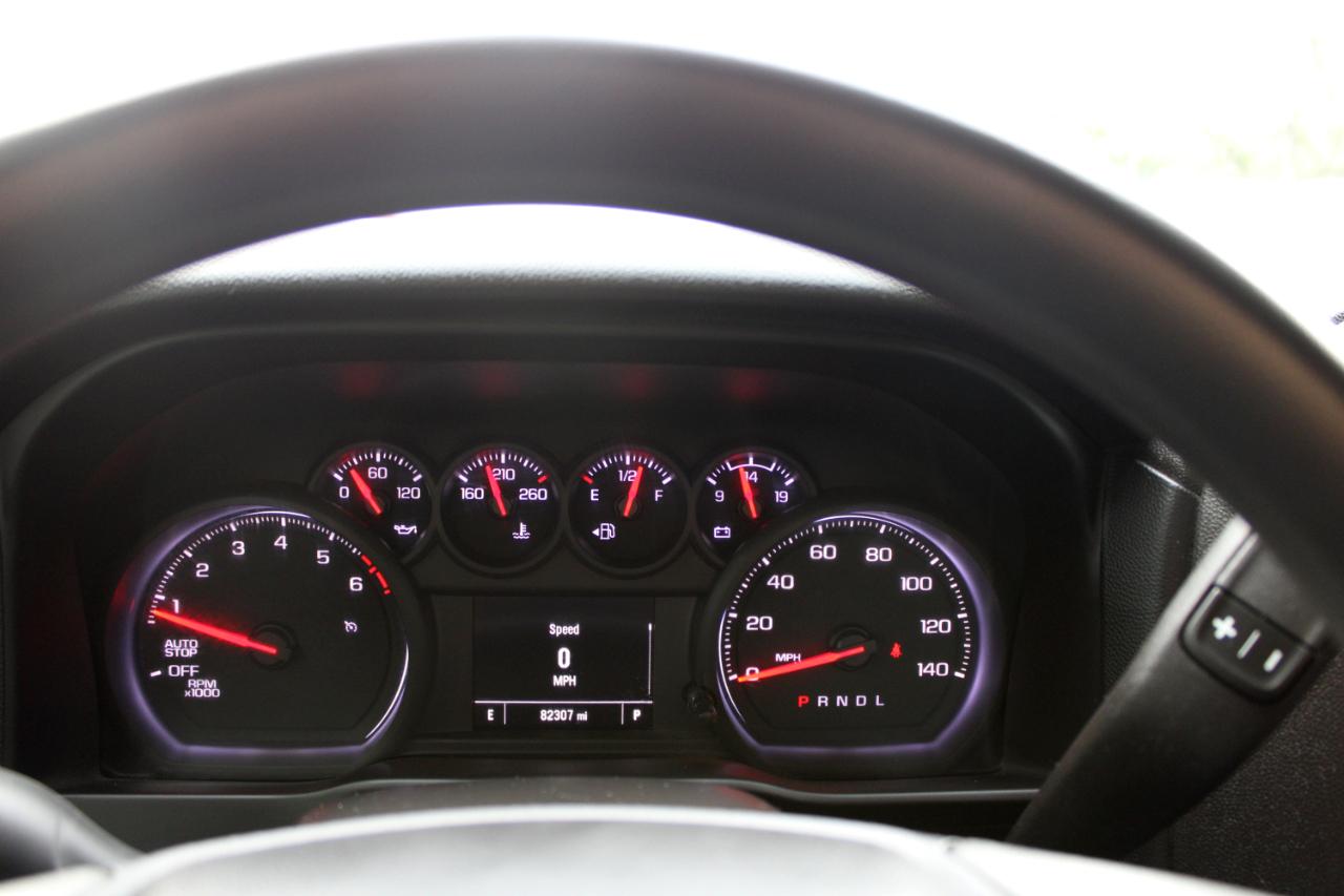 Chevrolet Silverado 1500 Custom Crew Cab 2WD 2023