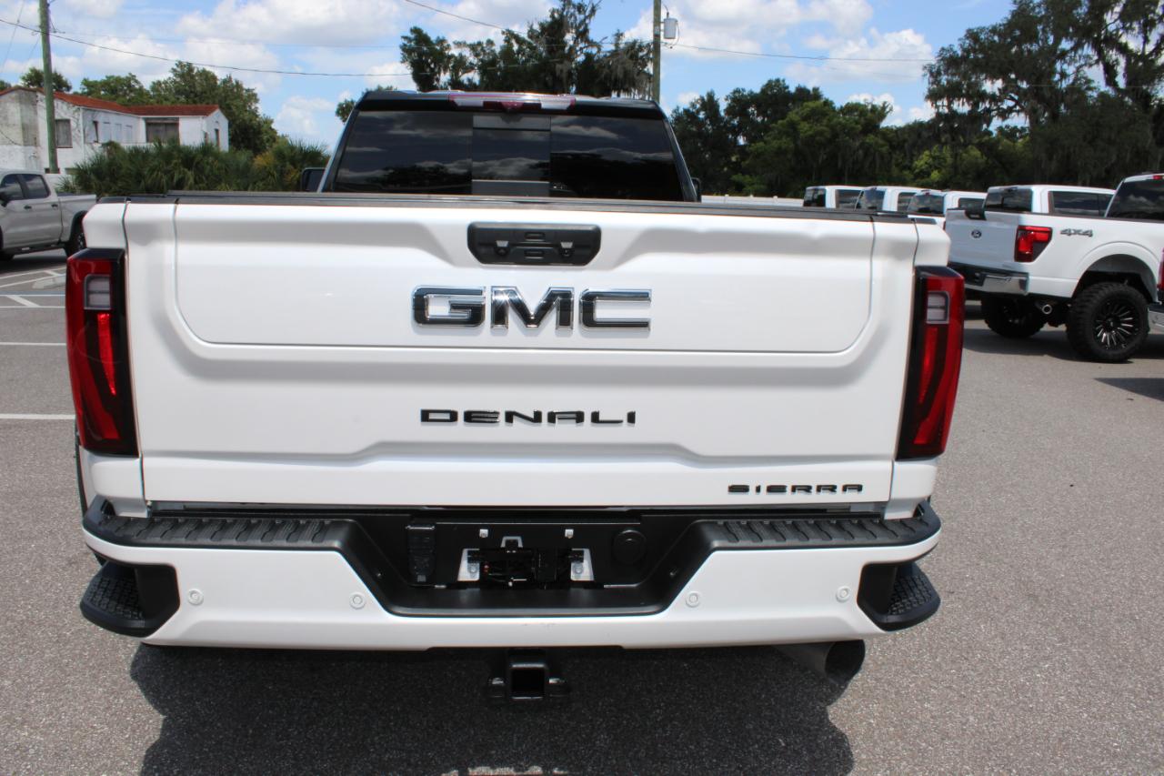 GMC Sierra 3500HD Denali Ultimate Crew Cab 4WD 2024