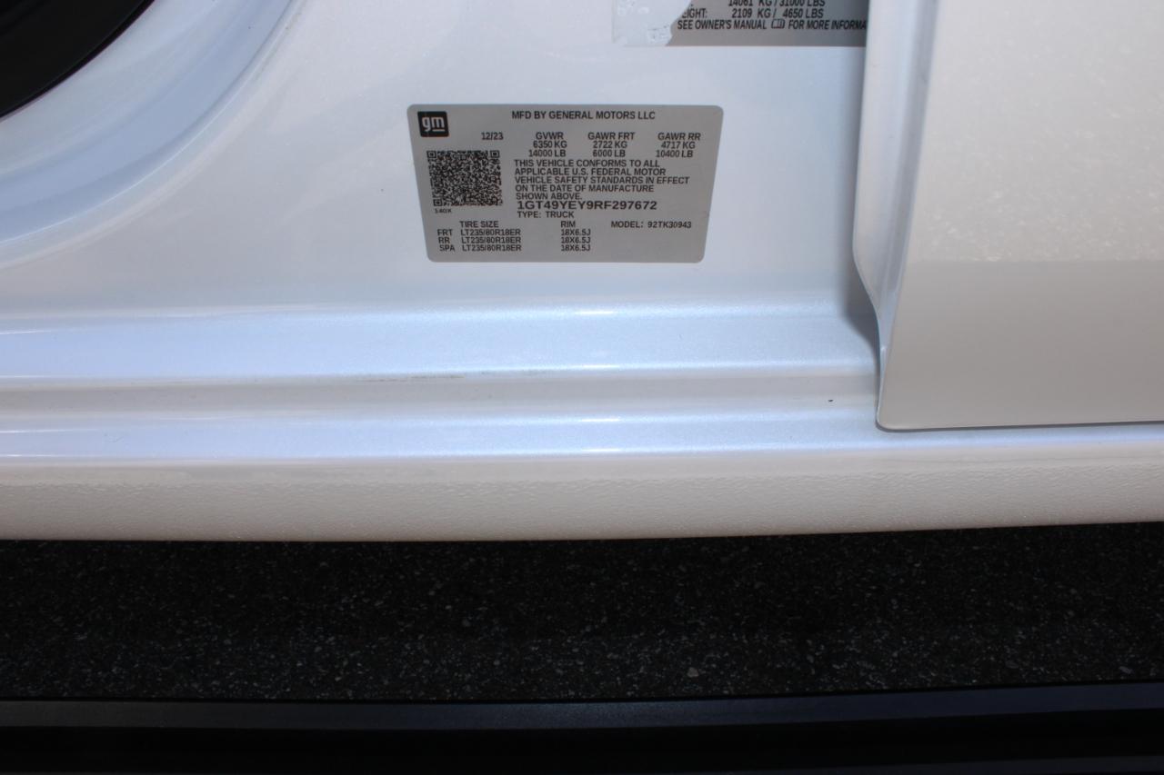 GMC Sierra 3500HD Denali Ultimate Crew Cab 4WD 2024